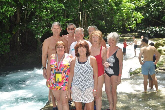 blue-hole-secret-waterfall-and-highlight-tour