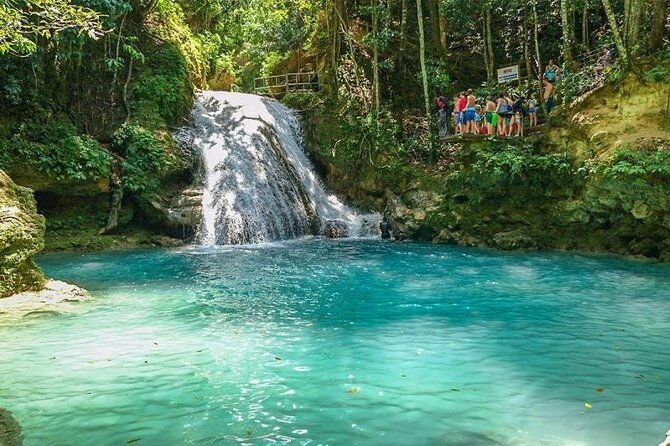 blue-hole-waterfalls-and-horseback-riding-combo-tour-ocho-rios