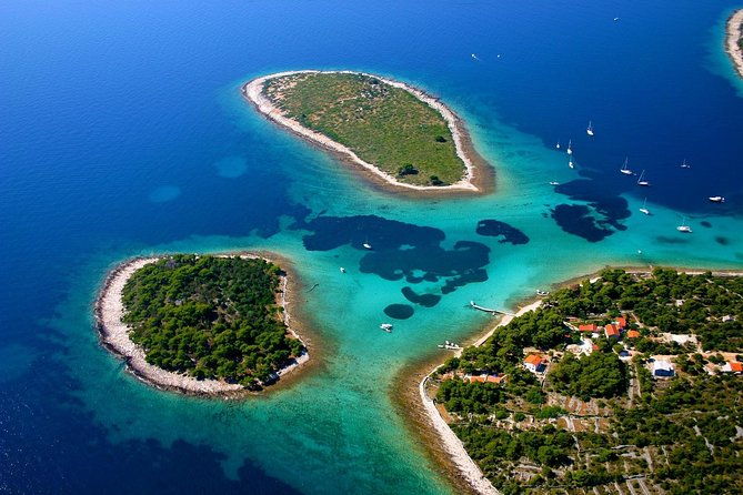 blue-lagoon-private-tour-from-trogir-lunch-in-the-restaurant-included