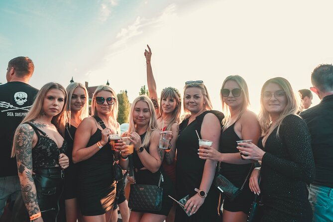boat-party-in-wroclaw-with-unlimited-drinks