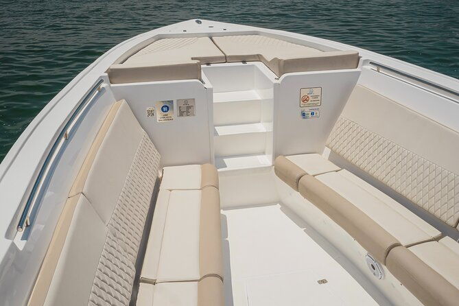 boat-rental-in-la-martina-with-captain