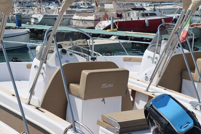 boat-rental-in-salerno-rent-without-license