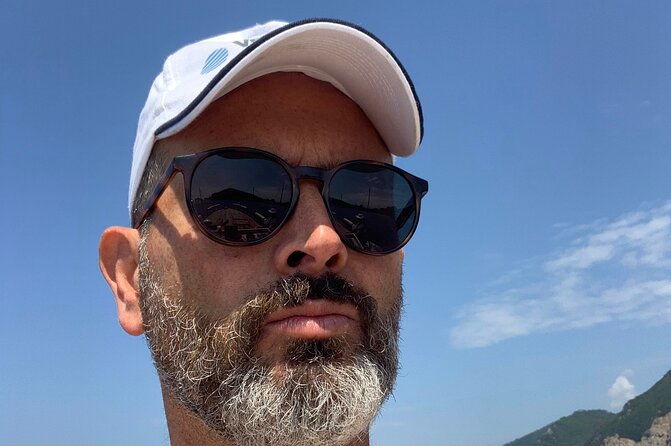 boat-tour-5-terre-portovenere-food-drink-music-swim-3