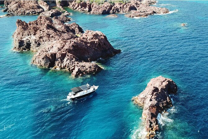 boat-tour-from-frejus-esterel-calanques-2h30