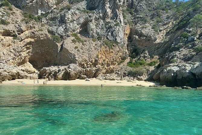 boat-trip-to-secret-bays-and-beaches-with-snorkeling