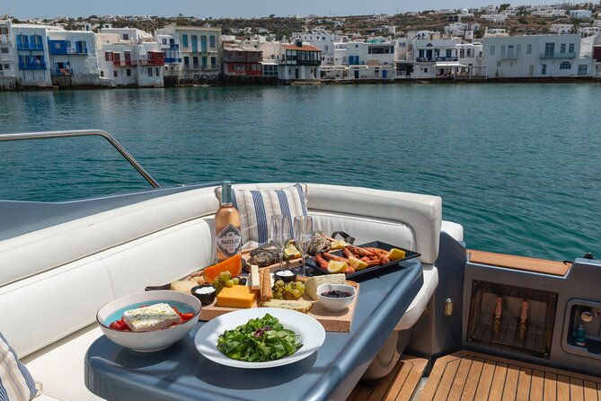 boat-yacht-tours-at-mykonos
