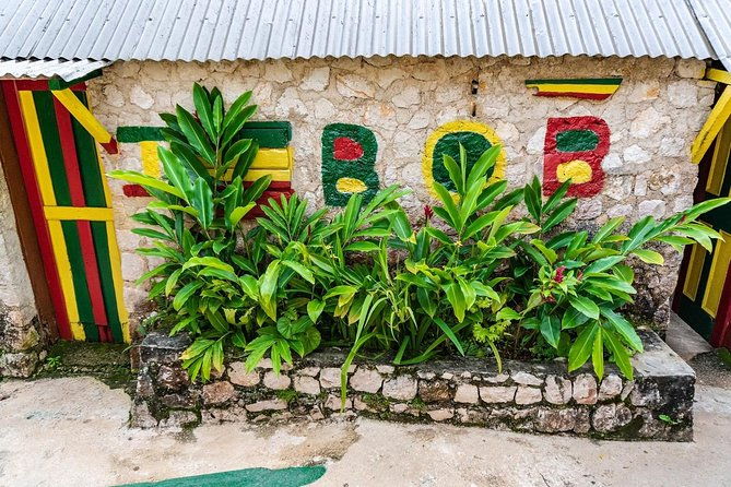 bob-marley-mausoleum-nine-miles-from-montego-bay