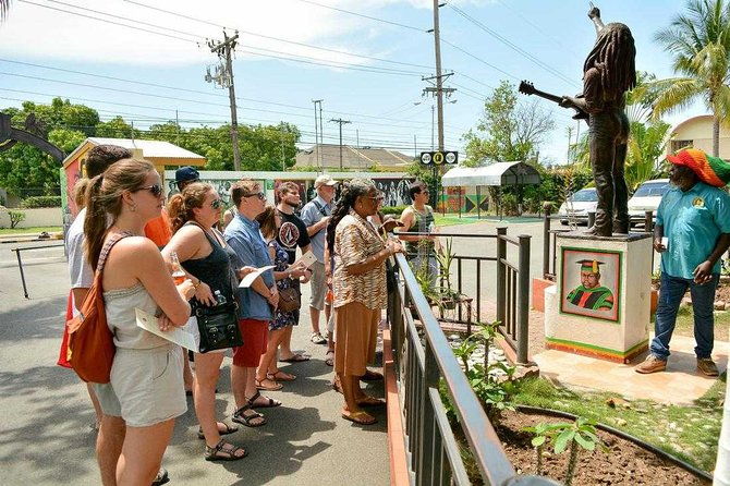 bob-marley-museum-plus-devon-house-private-day-tour