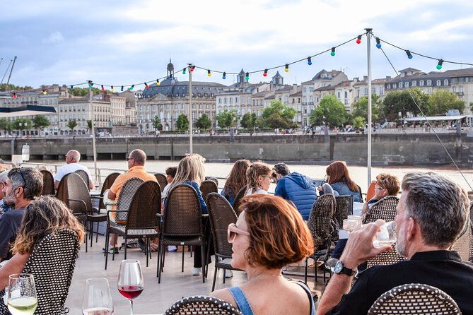 bordeaux-cruise-wine-and-canele-discovery