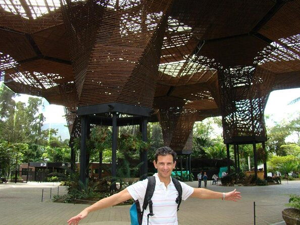 botanical-gardens-and-medellin-city-walking-tour