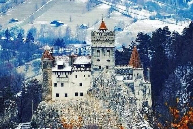 brasov-peles-castle-bran-castles-and-rasnov-fortress-day-tour