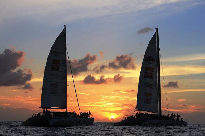 bubbly-sunset-cruise
