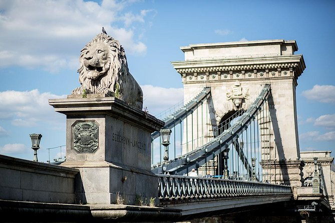 budapest-private-transfer-airport-or-hotel-to-or-from-cruise-port