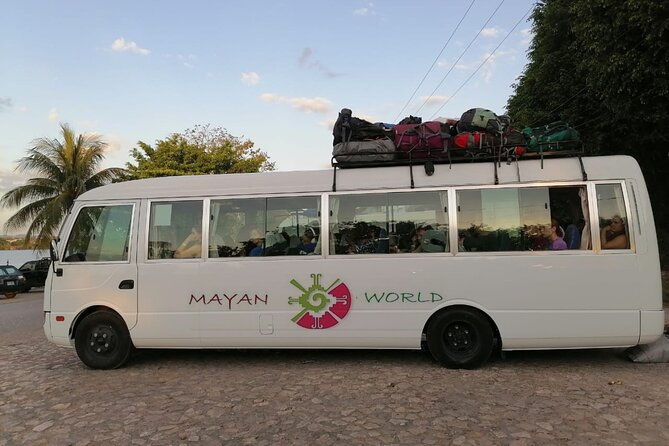 bus-transfer-from-flores-guatemala-to-belize-city