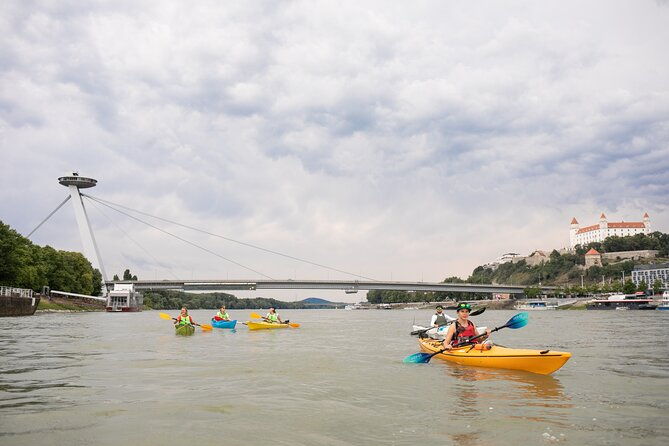 canoe-trip-with-bbq-on-danube