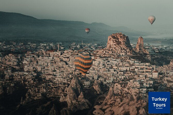 cappadocia-balloon-tours-with-breakfast-and-champagne-2
