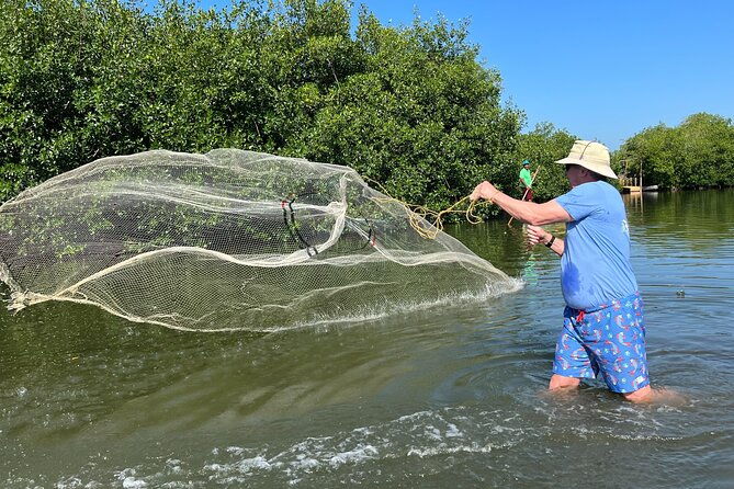cartagena-fishing-crabbing-unique-local-experience-with-lunch