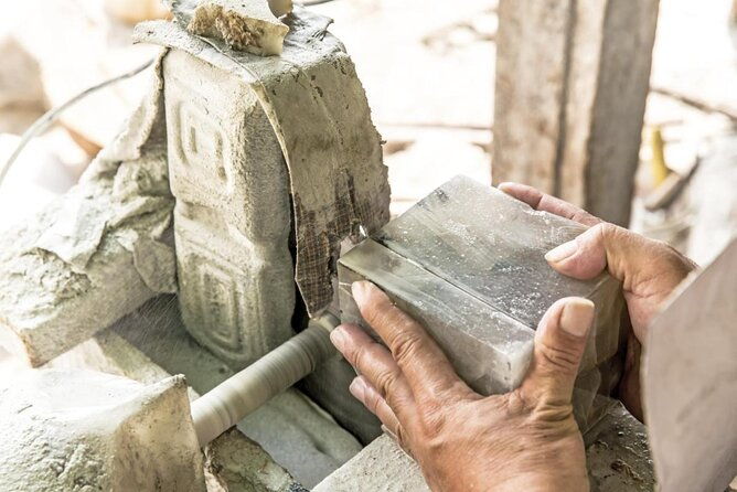 carve-your-own-jade-piece-in-antigua