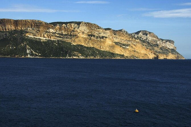 cassis-ancient-fishing-port-calanques-spectacular-cap-canaille-private-tour