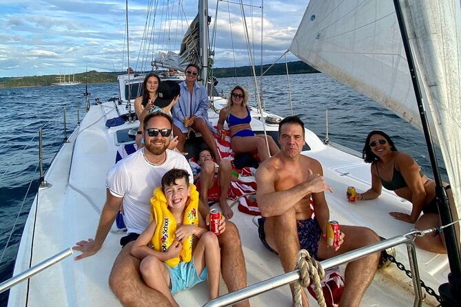 catamaran-private-sailing-tour