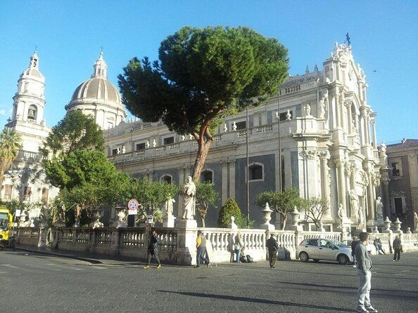 catania-unique-walking-tour-of-the-city-center