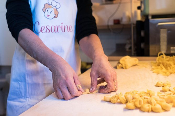 cesarine-private-pasta-class-meal-at-locals-home-in-bologna-2