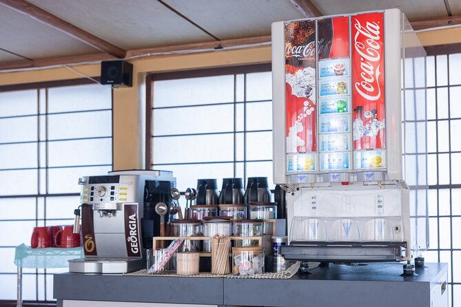 cherry-blossom-cruise-on-tokyo-bay-dinner-and-japan-show