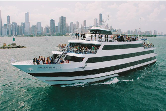 chicago-buffet-lunch-cruise-on-lake-michigan