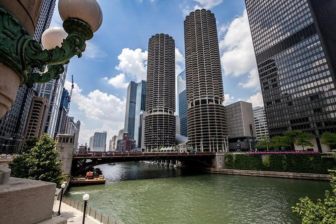 chicago-cloud-gate-grant-park-full-day-city-tour