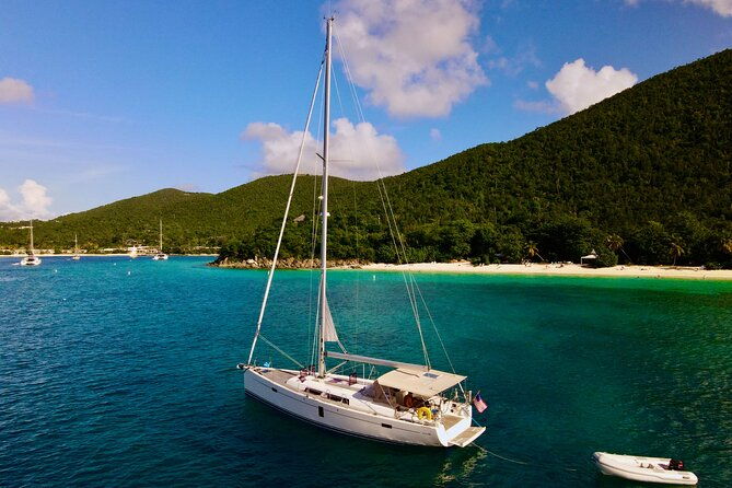 christmas-cove-and-pizza-pi-happy-hour-sail-tour