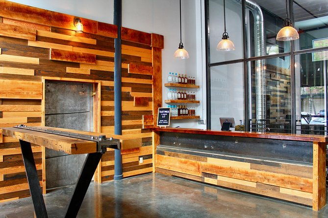 chuckanut-bay-distillery-tour-with-2-mini-cocktails-and-gift-glass