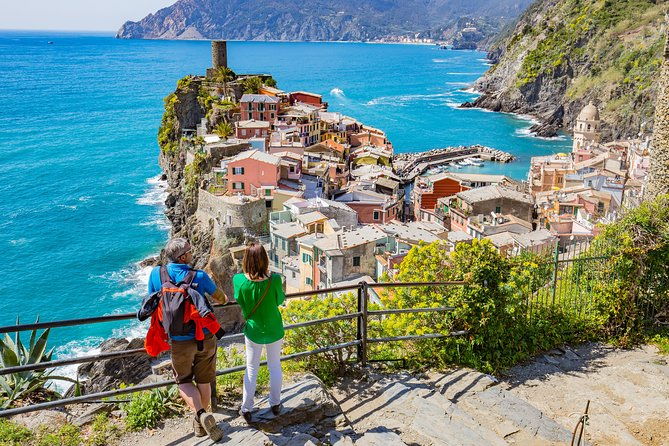 cinque-terre-hiking-tour-from-la-spezia-train-station-2