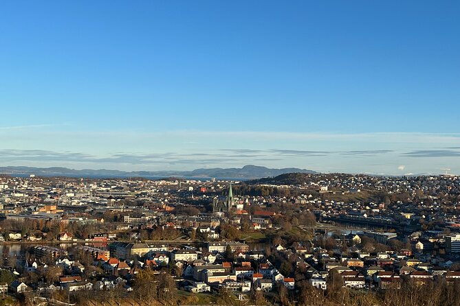 city-bus-tour-in-trondheim-norway