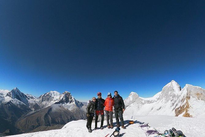 climb-pisco-the-balcony-of-the-cordillera-blanca-5752m