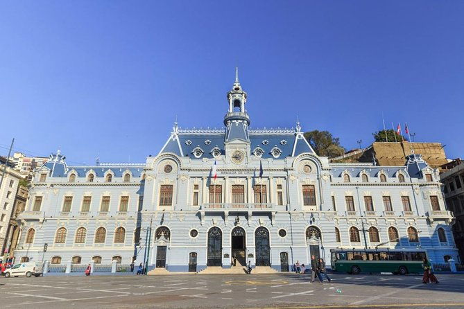 coast-and-color-discover-vina-and-valparaiso-in-a-day