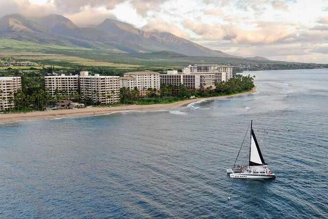 coast-of-kaanapali-beach-sunset-dinner-sail