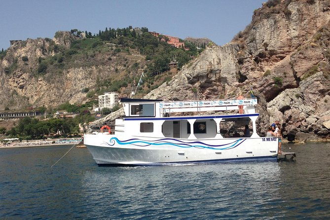 coast-to-coast-from-taormina-2-hours-mini-cruise-isolabella-2