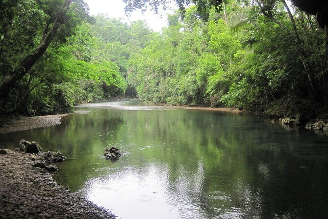 combo-tour-cave-tubing-and-xunantunich-mayan-site-fun-day-in-belize