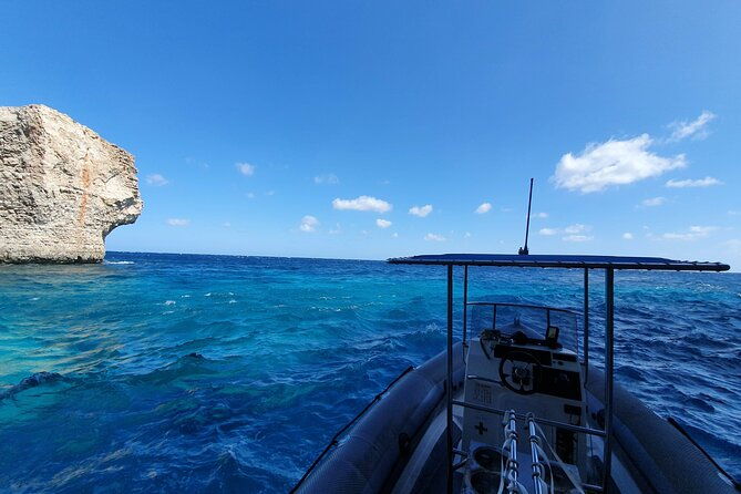 comino-guided-snorkeling-experience