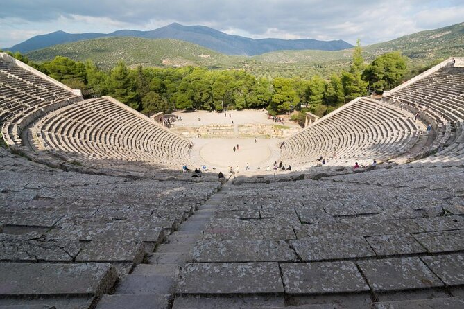 corinth-canal-ancient-corinth-mycenae-nafplio-epidaurus-private-sightseeing