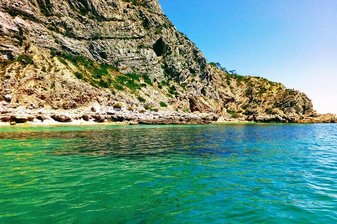 cruise-along-the-beaches-of-arrabida