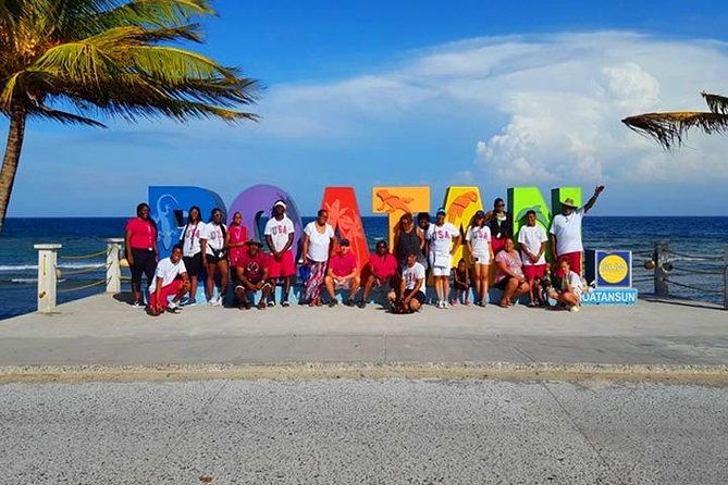 cruise-ship-combo-sloths-chocolate-factory-city-tour-beach-private-shuttle