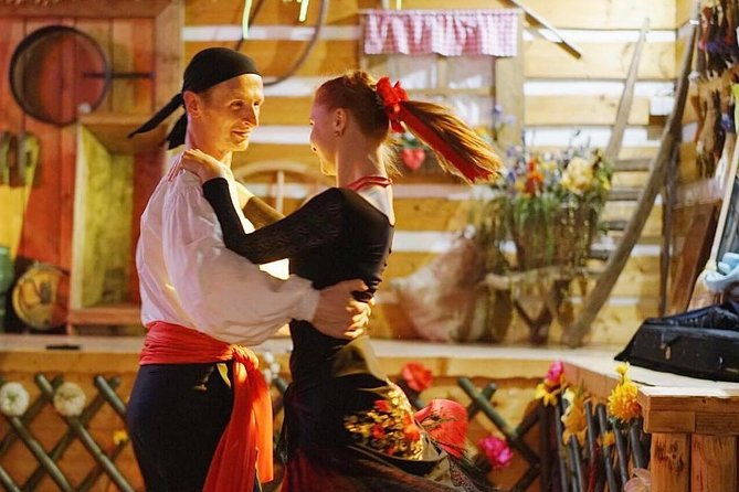 czech-folklore-show-with-dinner-and-private-transfer
