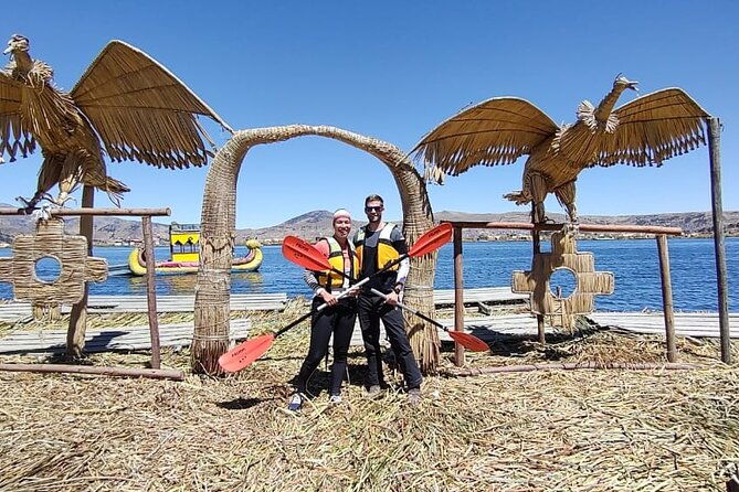 day-kayaking-at-southern-uros-islands-local-lunch