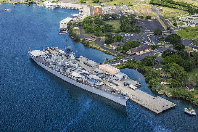 day-trip-from-maui-to-oahu-pearl-harbor-wwii-heroes-adventure-2