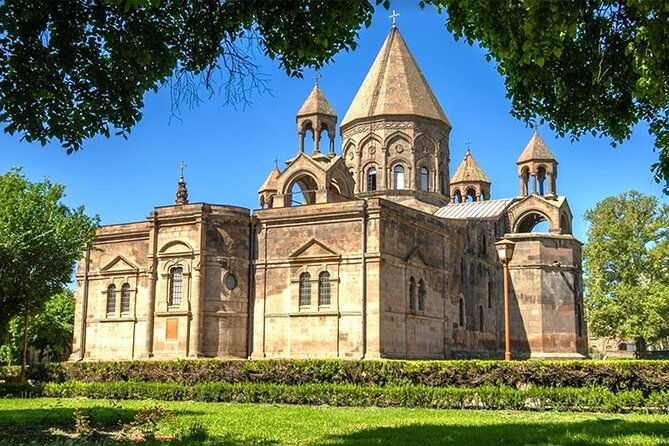 day-trip-from-yerevan-sightseeing-to-st-echmiadzin-unesco-sites
