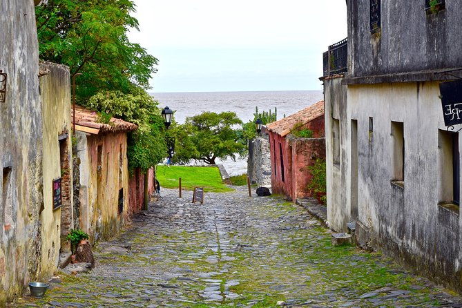 day-trip-to-colonia-from-montevideo