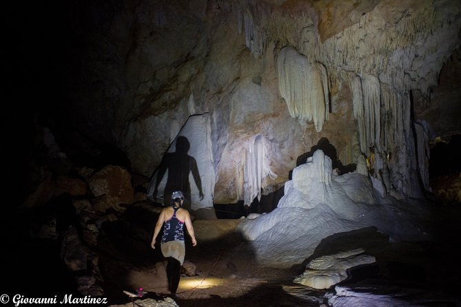 day-trip-to-crystal-cave-and-blue-hole-national-park