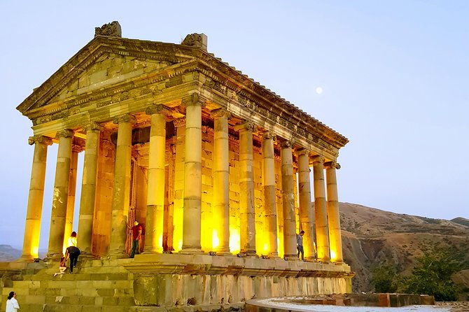 day-trip-to-garni-and-geghard