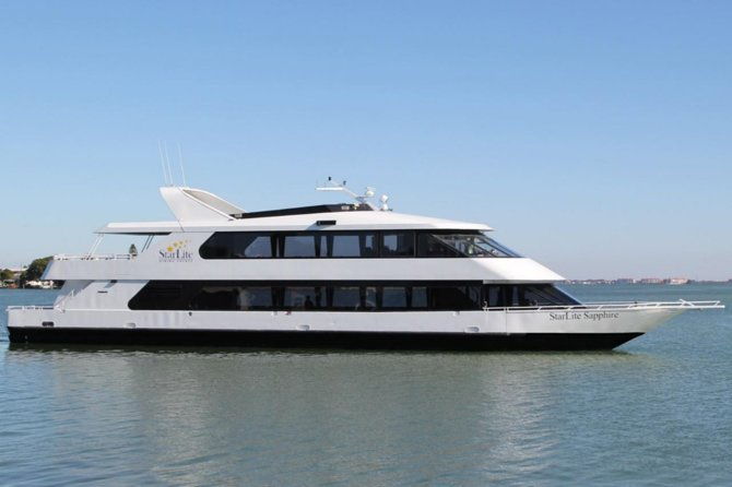 daytime-yacht-sightseeing-cruise-with-optional-dining